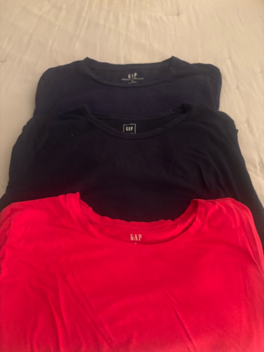 Lot of 3 Gap Women’s Tees - XL
